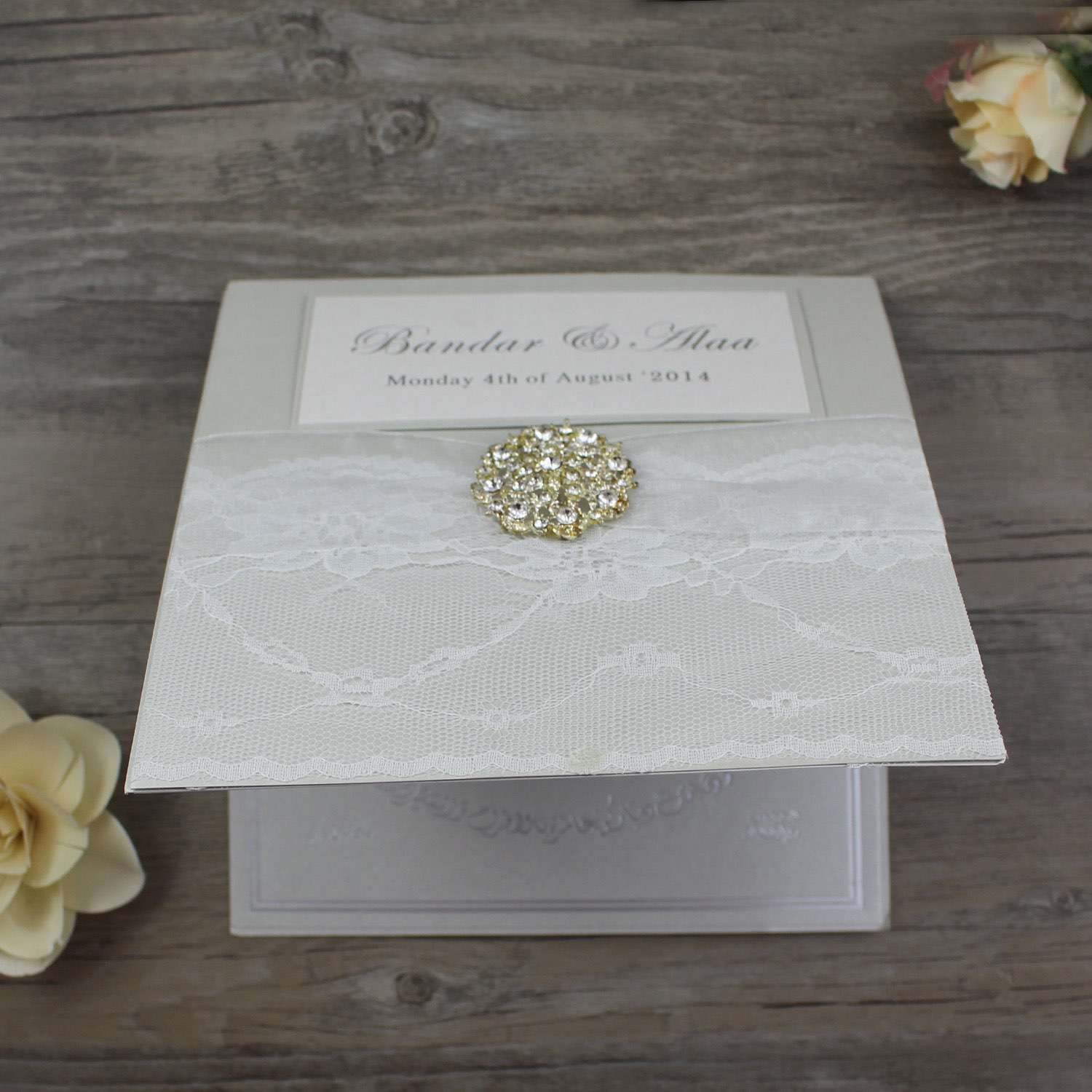 Lace Wedding Invitation Card Foil Printing Customized Modern Invitation Card 